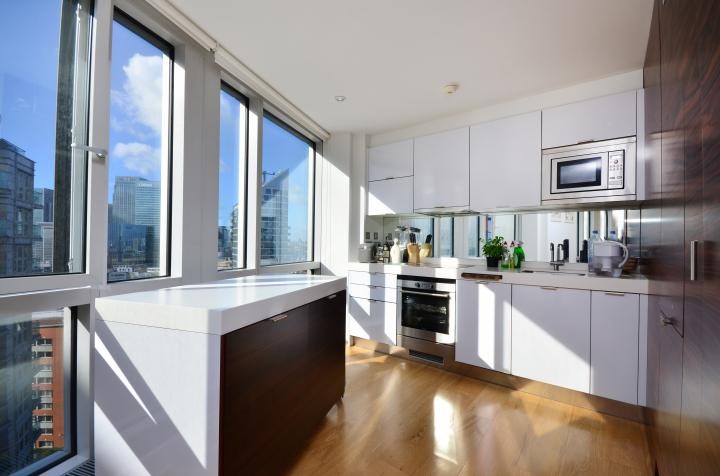 Fairmont Avenue, London, E14