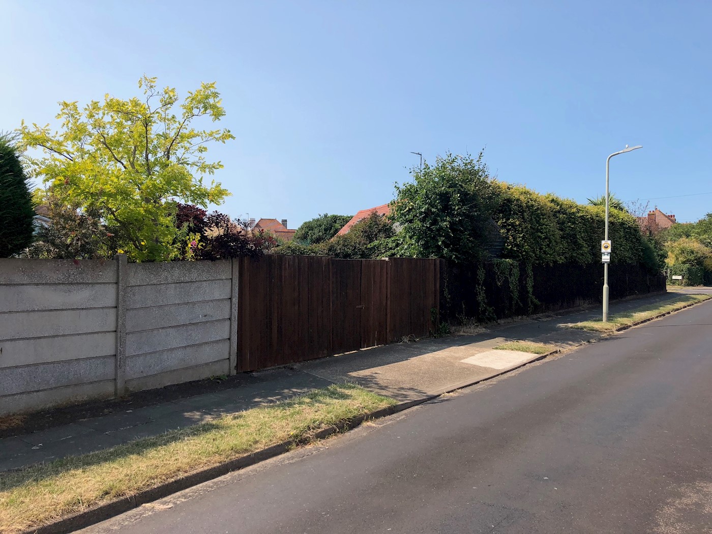 Land at south west side of Bournemouth Drive, Herne Bay, CT6 8HE 1/4