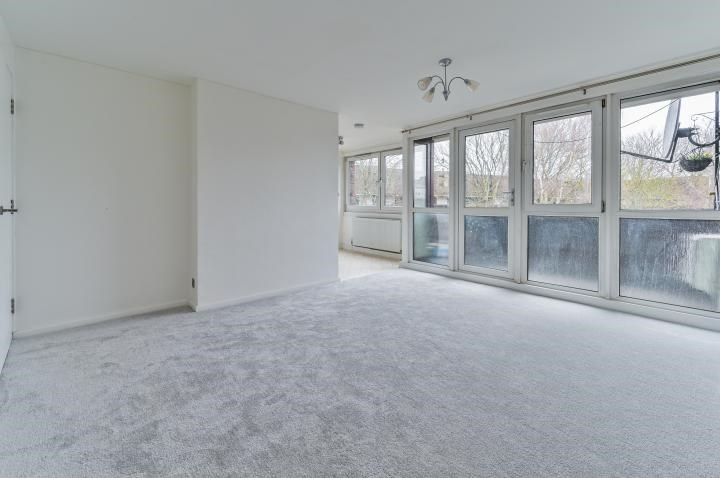 Superb Two Bedroom Flat