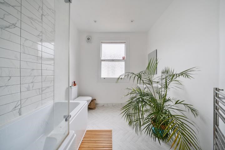 Wrexham Road, London, E3