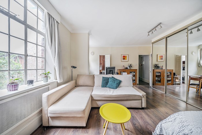 Daver Court, Chelsea Manor Street, London, SW3, United Kingdom