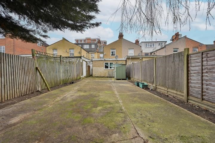 Three Bedroom Ground Floor Maisonette