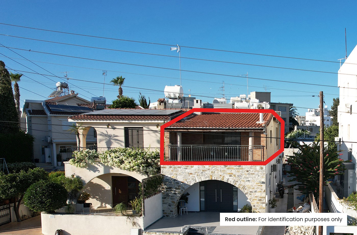 Three Bedroom Upper Floor House in Agios Nikolaos, Larnaca 1/16