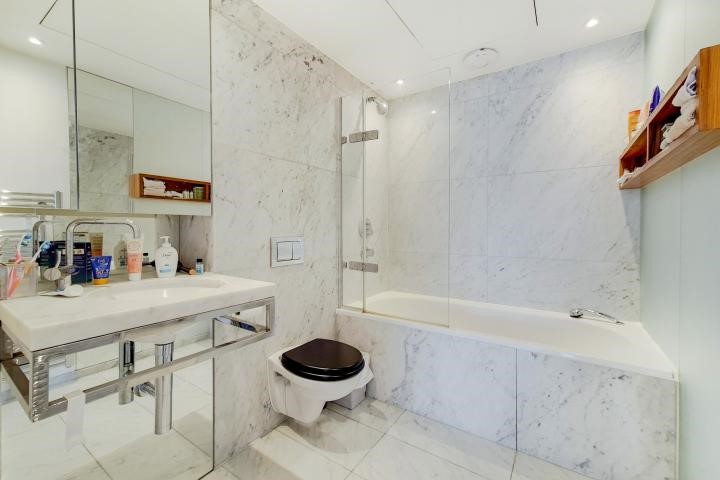 Fairmont Avenue, London, E14