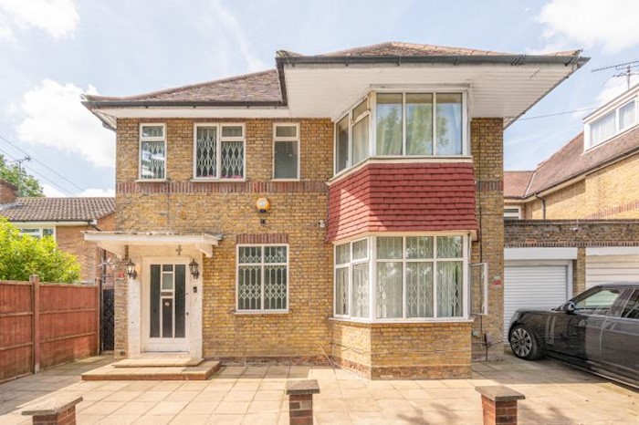Garrick Drive, London, NW4, United Kingdom