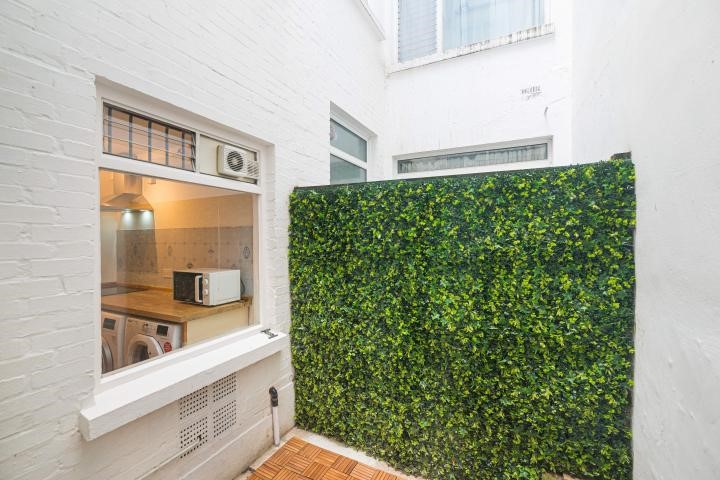 Five Bedroom House in Pimlico