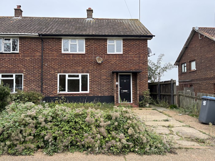 16 Coronation Drive, Felixstowe IP11 2NU, United Kingdom