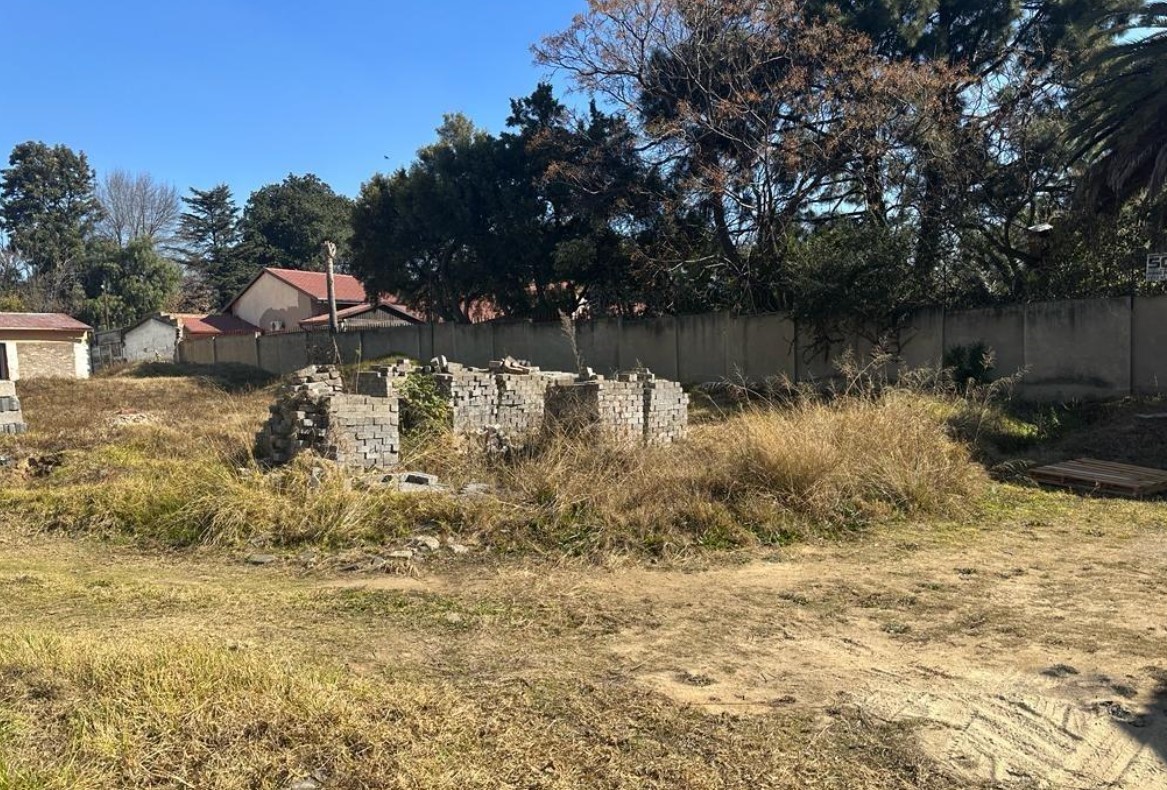 4 Rhodes Avenue, Parkhill Gardens, Germiston, Gaut... BidX1