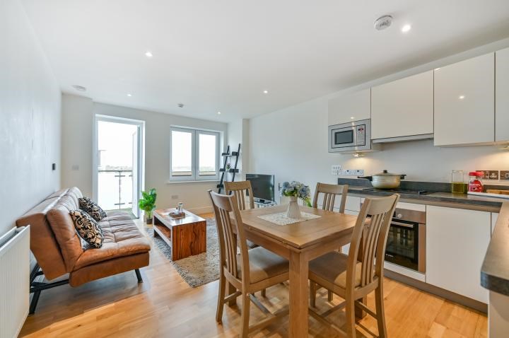 Topaz Apartments, High Street, Hounslow