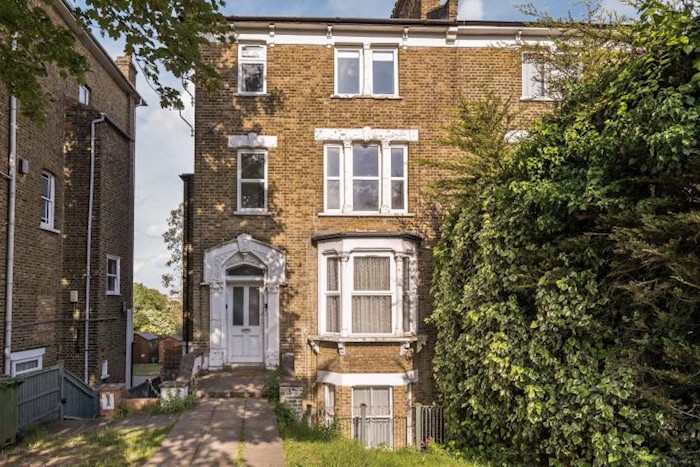 Ravensbourne Park, London, SE6, United Kingdom