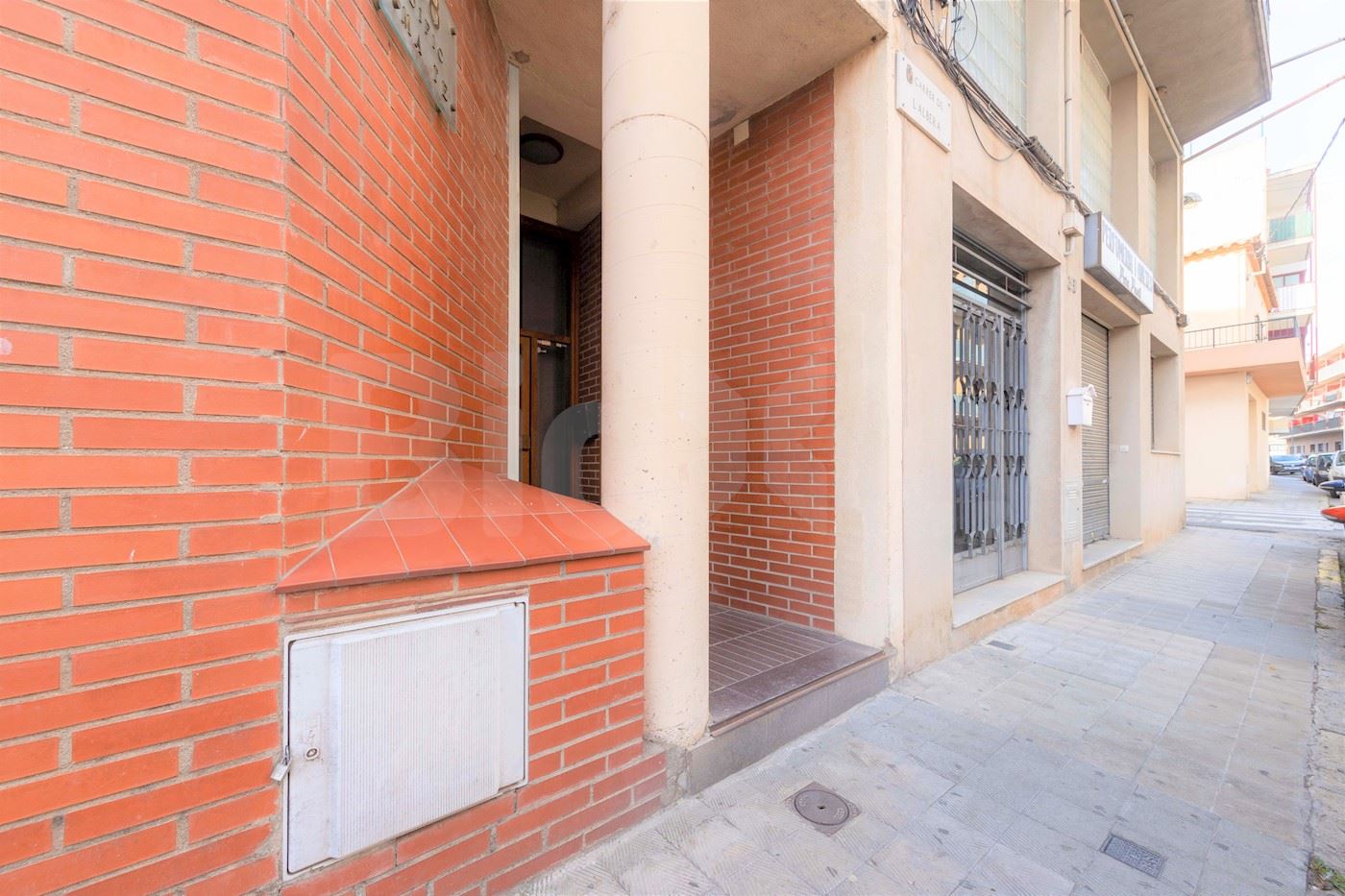 Calle Albera, Figueres, Girona 1/30
