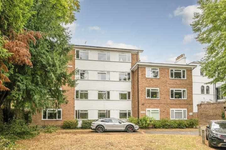 Brighton Court, West Hill, London, SW15