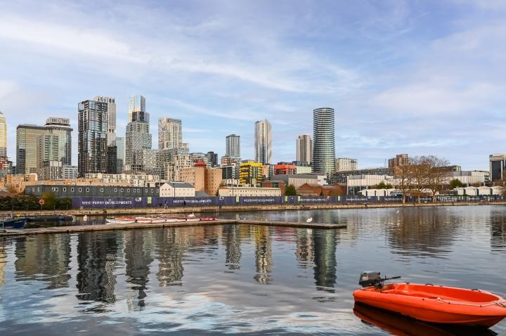 Kingsbridge Court, Dockers Tanner Road, London, E14