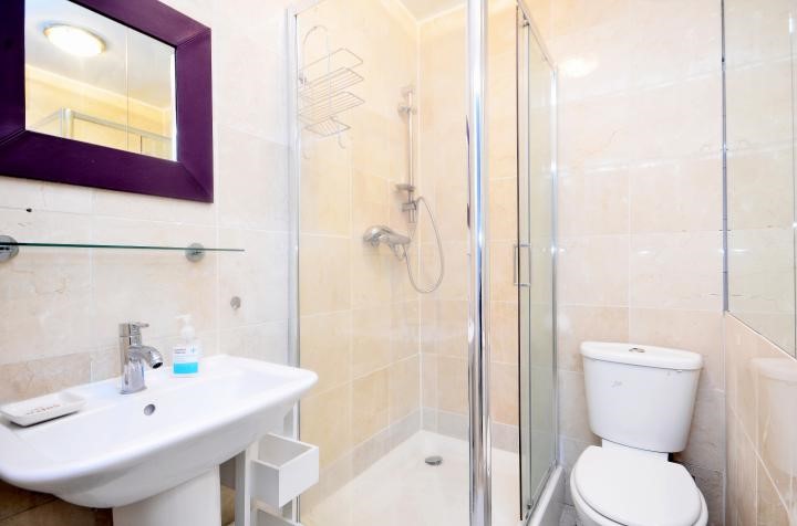 Flat A, 4-5 Hyde Park Place, Hyde Park, W2 2LH